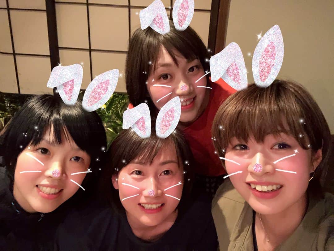 木村沙織さんのインスタグラム写真 - (木村沙織Instagram)「・ ちょっと前に行われた 渋谷トレーナーのお疲れ様会。🍻 ・ ・ #本当にお疲れ様でした👏🏼 ・ #東レ卒業しても #たまには遊んでくださいねー♡」5月22日 22時20分 - saoriiiii819
