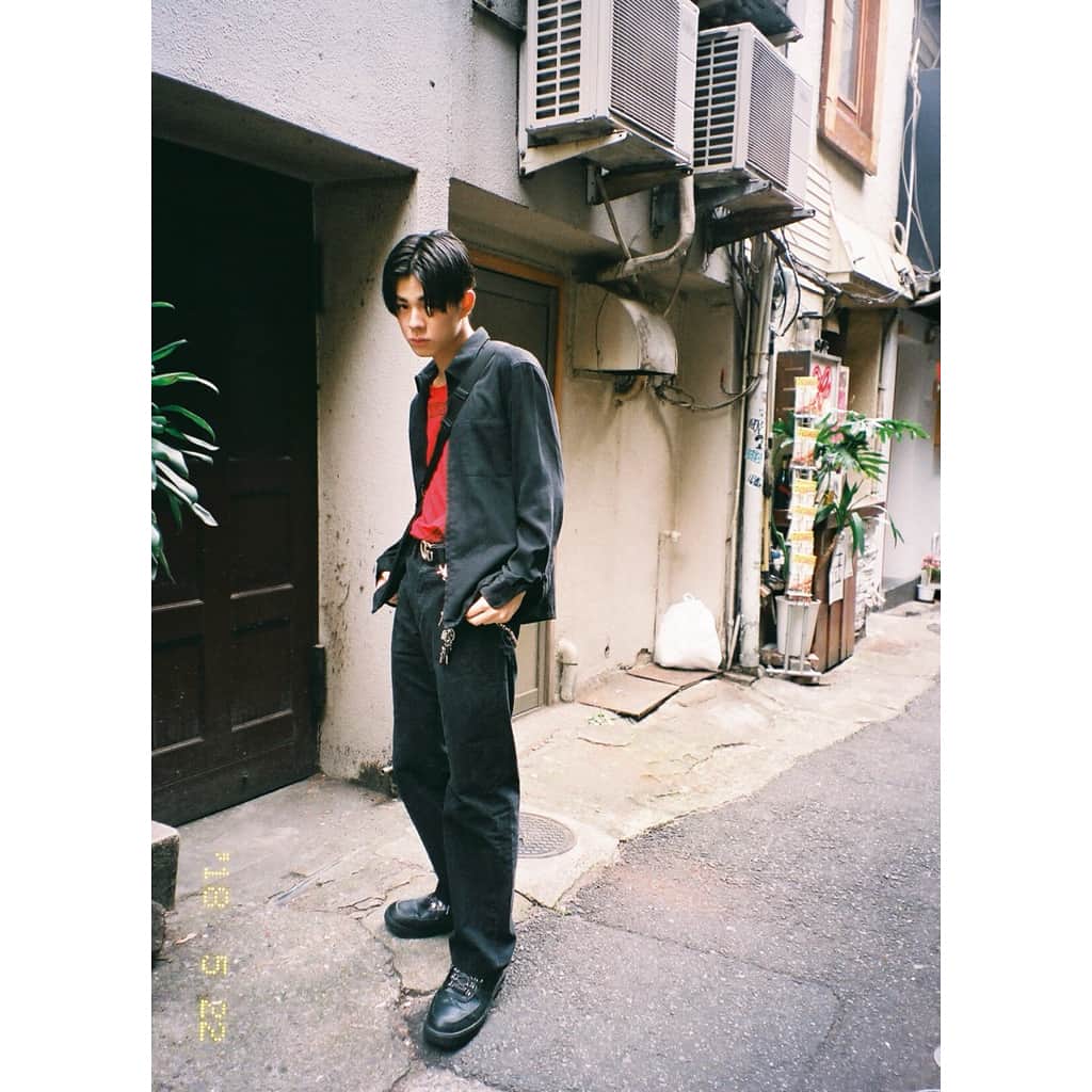 宇佐卓真さんのインスタグラム写真 - (宇佐卓真Instagram)「たくさん写真撮ってもらった。フィルムカメラ僕も買おうかな、、 もっとあるので少しずつupします（╹◡╹）」5月22日 22時26分 - usa_takuma