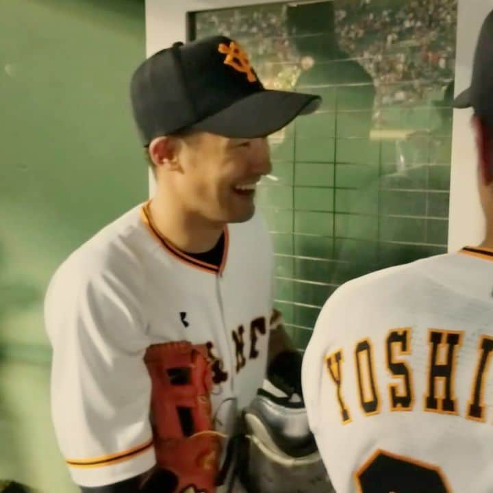 のインスタグラム：「#勝利の試合後  #ベンチから #みんなでハイタッチ  #吉川大幾 #和真スゲー #栃木  #宇都宮  #巨人勝利 #岡本和真  #吉川尚輝 #ホームラン  #巨人  #ジャイアンツ  #読売ジャイアンツ  #giants  #奮輝  #ご声援ありがとうございました」
