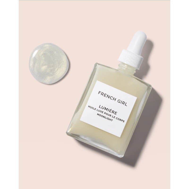 FRENCH GIRLさんのインスタグラム写真 - (FRENCH GIRLInstagram)「Need a little #Moonlight in your life? @shopreedclarke #ReedClarke #FrenchGirlOrganics #Spring #SpringBreak #ShimmerOil #OrganicSkincare #CleanBeauty #CleanBeautyRevolution」5月22日 23時47分 - frenchgirlorganics