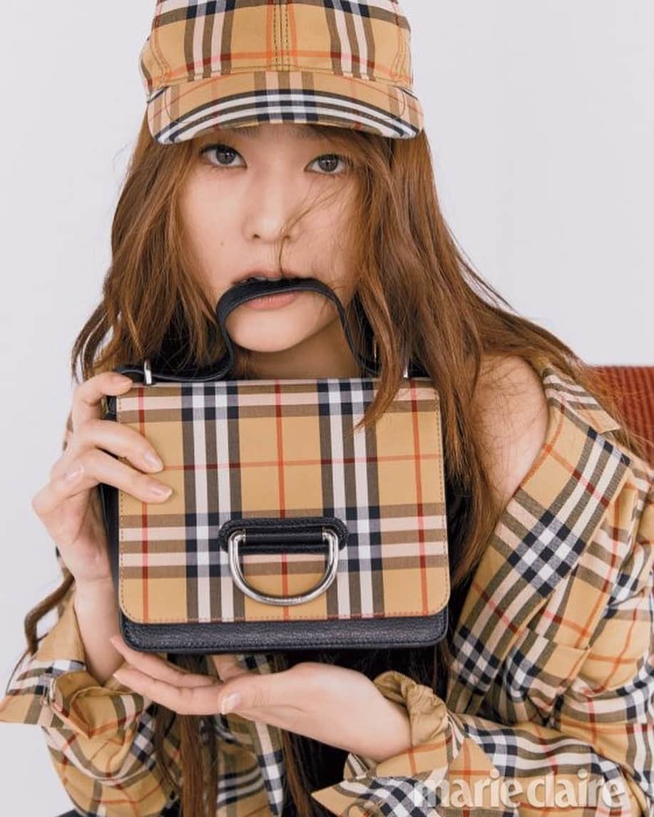 ジェシカのインスタグラム：「#Krystal Marie claire Korea」