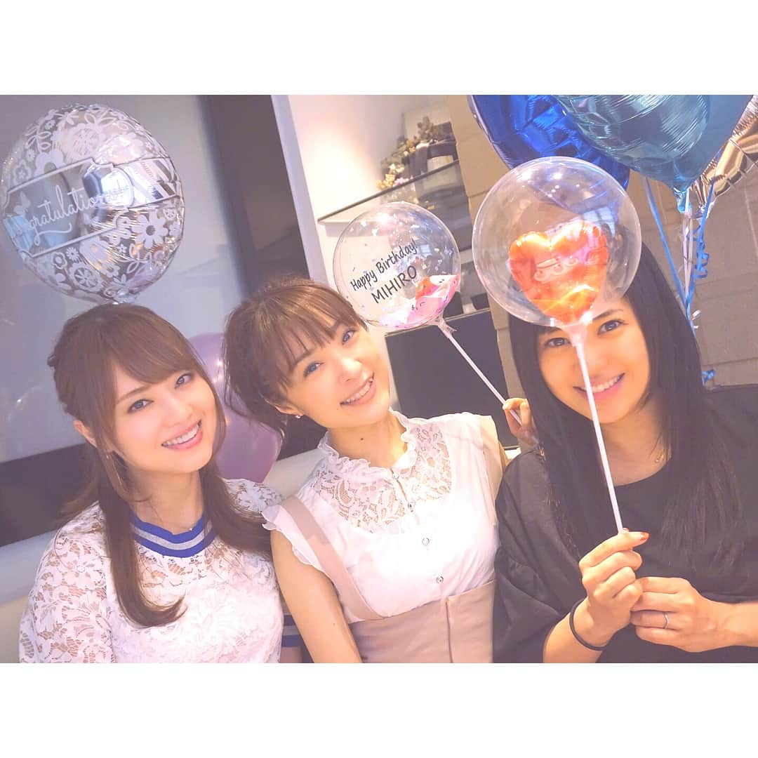 蒼井そらさんのインスタグラム写真 - (蒼井そらInstagram)「They celebrated my wedding for me. Moreover, it was a surprise!! I am very happy!! Thank you a lot!!」5月23日 14時07分 - aoi_sola