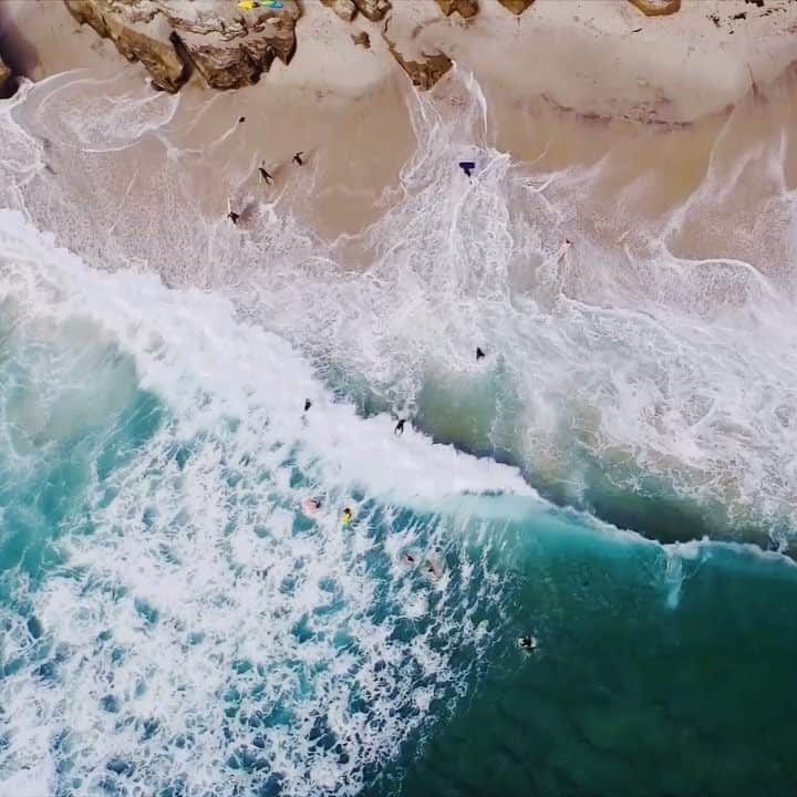 Kyle Kuiperのインスタグラム：「Shorebreak」