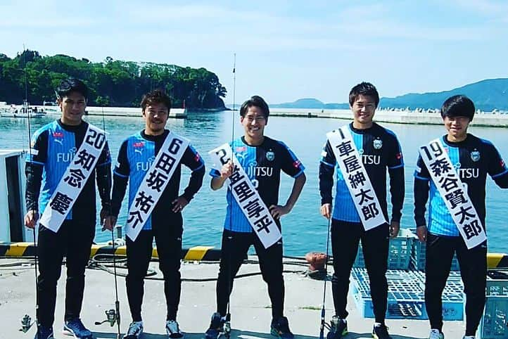 知念慶さんのインスタグラム写真 - (知念慶Instagram)「陸前高田訪問。 震災当時沖縄にいた僕は震災を肌で感じていないため、この活動を通して感じたことが沢山ありました。 子供達との交流では素直で元気な子供達から沢山のパワーを貰い、もっともっとサッカー頑張ろうと思えました！ 2日間という短い間でしたが、陸前高田のみんなありがとう！また会えるのを楽しみにしています！！ #高田スマイルフェス #陸前高田 #川崎フロンターレ」5月23日 17時57分 - keichinen