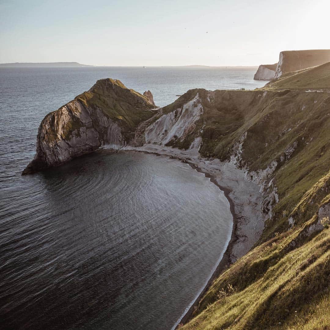 adamのインスタグラム：「made it for sunset to complete the perfect day out w/ @sw_railway #thejourneystartshere #ad」