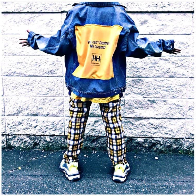 STYLISH-TOKYOさんのインスタグラム写真 - (STYLISH-TOKYOInstagram)「【 SPRING SALE 】 " HOME BOY "  2nd SEASON. 2018SS DREAM PATCH DENIM JACKET. @homeboyseoul_jp  ONLINE https://homeboy.theshop.jp/ _/_/_/_/_/_/_/_/_/_/_/_/_/_/_/_/_/_/ . . . . . . . . . . . #homeboy #homeboyseoul #homeboyofficial #80s #90s #culture #adidas #alphaindustries #yeezyseason #balenciaga #offwhite #vlone #gosharubchinskiy #rickowens  #rafsimons #chromehearts #justinbieber #gdragon #exile #thenorthface #kanyewest #fearofgod #online  #vetements #supreme #streetfashion #streetstyle #bestofstreetwear #ストリートファッション」5月24日 9時15分 - halo_tokyo_style