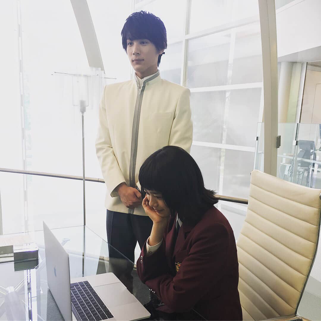 TBS「花のち晴れ〜花男 Next Season〜」のインスタグラム：「生徒会役員として、 しっかり働くのヨ！って、 あれ、ここはまさか。。 …来週どうなっちゃうの！？ #音グラム #花晴れ」