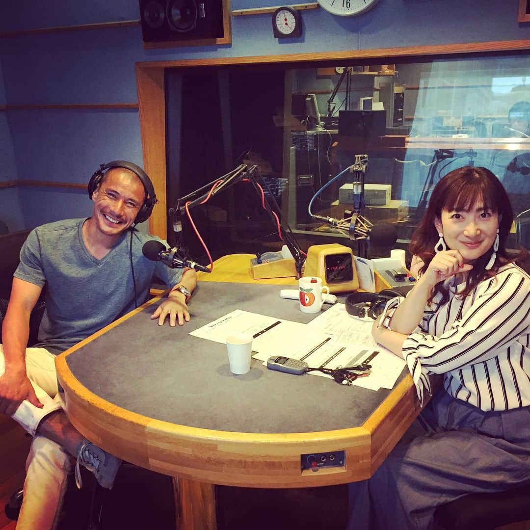 近藤岳登さんのインスタグラム写真 - (近藤岳登Instagram)「Kiss FM KOBE 「Viva la radio」 金曜日 15:00 〜 16:00 KOBE 89.9  HIMEJI 77.6 radiko.jp  イニエスタまじ来たじゃん！！ やばぁぁぁぁぁぁぁぁぁあ！！ けどさー、  やっぱり俺はクニエスタが大好き！！ さぁ、Viva la radio 始まるぜ！  #kissfmkobe#vivalaradio#珠久美穂子#キスナー#メッセージ#リクエスト#たくさん送ってね#ラジオ#無限の可能性#生に涯あれど名に涯はなし  http://www.kiss-fm.co.jp/viva/  ラジオが終わったらここだ！！ VOICE of COFFEE  神戸市中央区栄町3丁目 1-17  17時から18時30分までアイドル岳登いるよ  さあ、コーヒーの声を聴かせてくれ！  さぁ、苦みの向こう側を教えてくれ！  あちぃけど、ホットコーヒーを俺が淹れてやるよ！  #VOICEofCOFFEE#ボイスオブコーヒー#君には聴こえるかい#コーヒーの声が#君は知ってるかい#苦みの向こう側を#俺はまーーーーーーーったく聴こえない知らない#生に涯あれど名に涯はなし」5月25日 14時46分 - gakuto_kondo