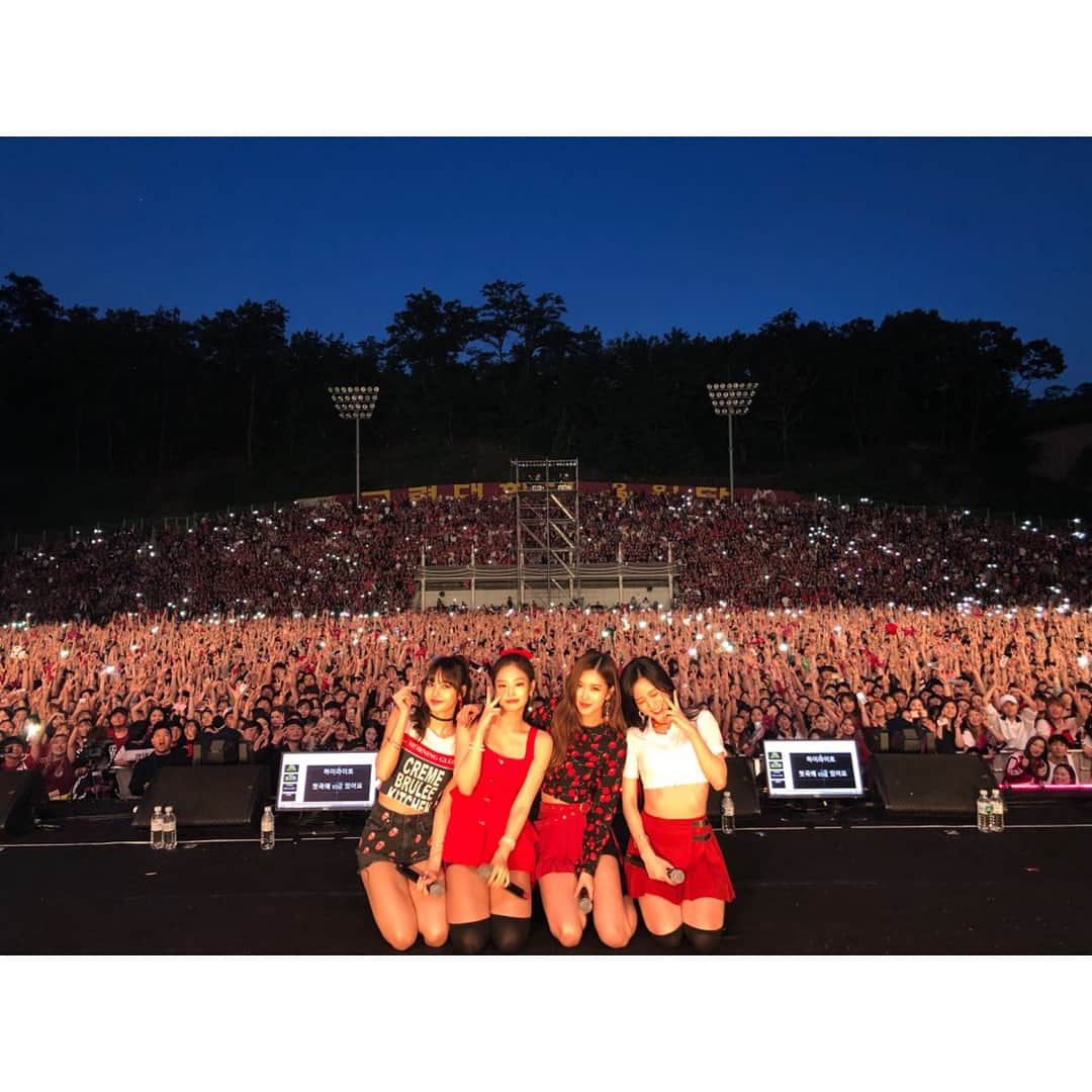 BLACKPINKのインスタグラム