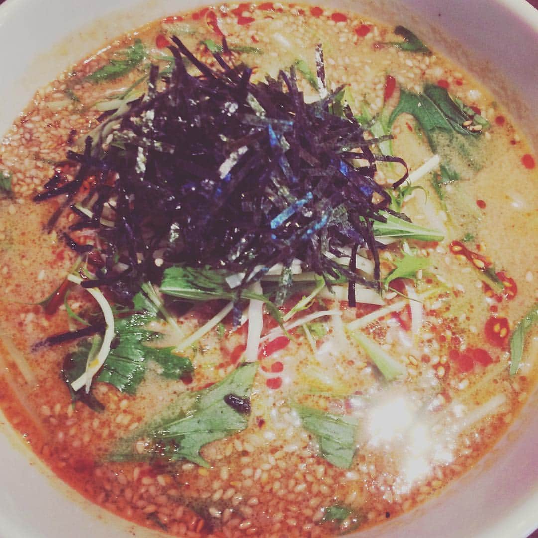 アチャ・マサノブのインスタグラム：「This is white sesame lot noodles. I cooked for me.」