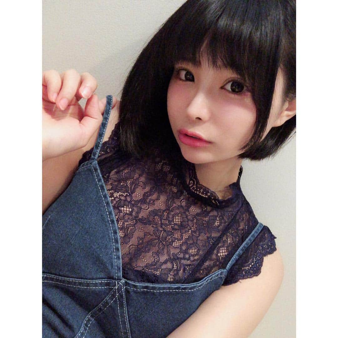 ららぴ（ららぴ ＆ るるぴ）のインスタグラム：「あまり外にでないので自撮りも写真も撮ることがないのです(´・ω・｀) . #引きこもり #ゲーム女子 #pubg しかしてない」