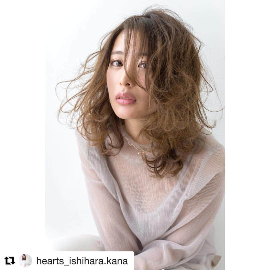 THROW 【スロウ】さんのインスタグラム写真 - (THROW 【スロウ】Instagram)「#Repost @hearts_ishihara.kana with @get_repost ・・・ . model  @yurik_a_  photo  @hearts_ishihara.kana  hair  @hearts_ishihara.kana . . . @yurik_a_ さん ありがとうございました🌈 . . #撮影#作品撮り#一眼レフ #カメラ#自然光#ヘアカタ #髪型 #hair#hairstyle#styling #スタイリング#ヘアスタイル #巻き髪#コテ巻き #サロンモデル#サロモ . #姫路#姫路美容院#姫路美容室 #HEARTS#ハーツ#今宿 . #ヘアケア#ヘッドスパ #THROWcolor」5月27日 6時32分 - throwcolor