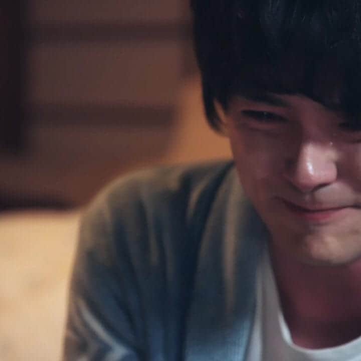 日向瑠菜のインスタグラム：「こんな切ない牧くんなんて見たくなかった。。 最終回は、牧春エンドですよね？ 部長なわけないよねー。ですよね？？ #おっさんずラブ」