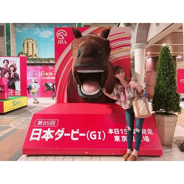 ほのかさんのインスタグラム写真 - (ほのかInstagram)「第85回 日本ダービーを観に府中競馬場へ行ってきました🐴 競馬場が人で埋め尽くされるところを間近で見たのは初めて！笑 ファンファーレの時にみんなが手拍子をしながら「うぉい！！」と合いの手をいれていて、もうすぐ始まる実感とともに興奮してました！買った馬券が的中したわけではないけれど、今日観に来て本当に良かった‼️ ワグネリアンおめでとう！ ・ #ダービー #競馬」5月27日 20時52分 - nononon159