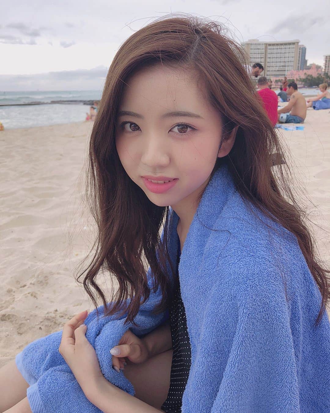 のインスタグラム：「* * * 海〜🏝 * *」