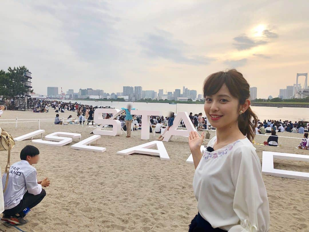 久慈暁子さんのインスタグラム写真 - (久慈暁子Instagram)「* 未来型花火エンターテインメント 『 STAR ISLAND 2018 』 皆さんどのように楽しんでいるのか #スゴ撮 してきました🎆💐 明日の #めざましテレビ で⏰ * #STARISLAND #お台場海浜公園  #お台場 #花火」5月27日 18時39分 - kuji_akiko