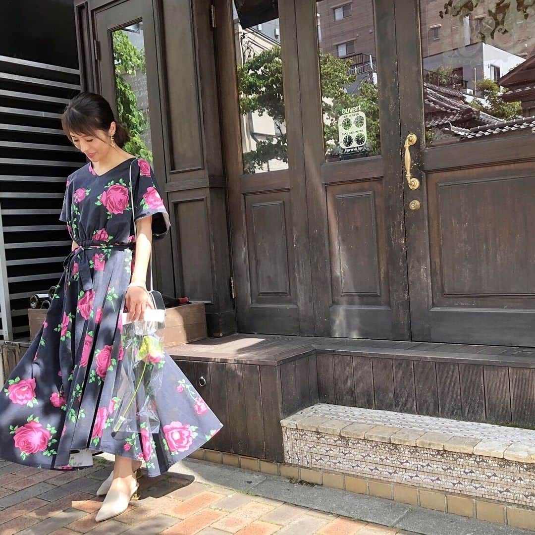 神戸蘭子さんのインスタグラム写真 - (神戸蘭子Instagram)「展示会へ。 美味しいコールドストーン頂きました^ ^  #展示会 #お洋服 #ママファッション #コールドストーン #ビッグスマイル」5月28日 17時00分 - ranran0414