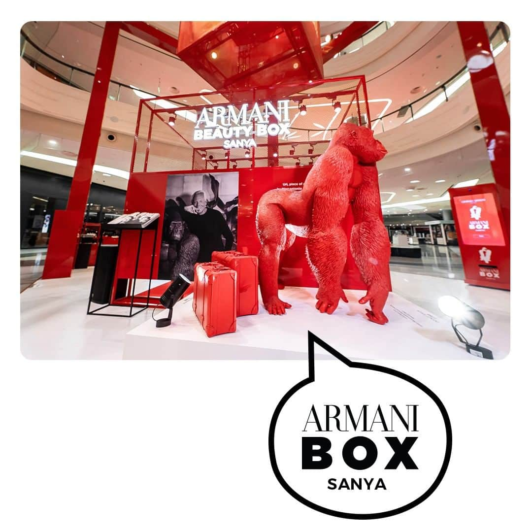 Armani Beautyさんのインスタグラム写真 - (Armani BeautyInstagram)「#ArmaniBox continues its journey in Sanya, China. Stay tuned for more exclusive photos from the opening event. #ArmaniBeauty #makeup」5月28日 21時08分 - armanibeauty