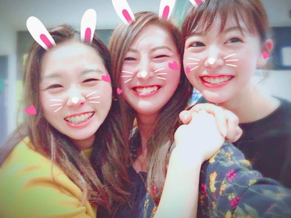 寺村美穂さんのインスタグラム写真 - (寺村美穂Instagram)「#20180528  商大1A女子会🏫 ほーんと懐かしかった😂♥️ とりあえずやっと会えたよ 最後はサプライズでしばしばも！ 次こそ、ないとぅといしげもね🤩 あのぶっとんでた高校3年間の 話しをするのは最高に楽しい。 #商大」5月28日 23時19分 - teramipooo