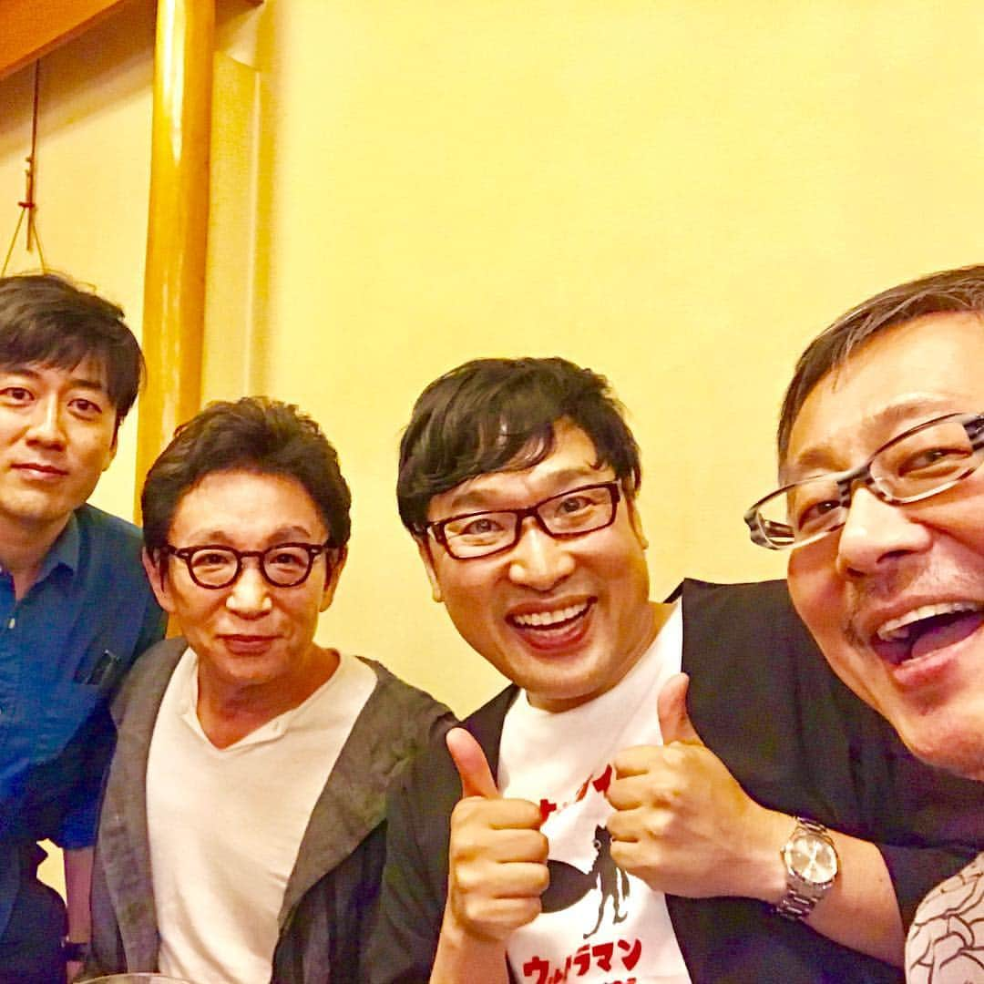 松尾貴史さんのインスタグラム写真 - (松尾貴史Instagram)「下北沢の居酒屋で、喋りまくるおっさん4人。  #古舘伊知郎 #安住紳一郎 #山里亮太 #松尾貴史 #下北沢」5月29日 9時47分 - kitsch.matsuo