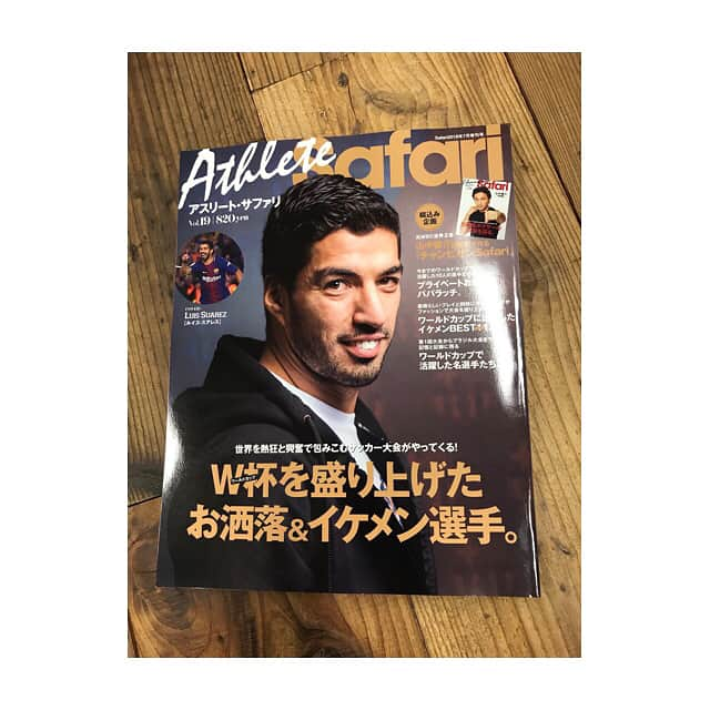 RENA（久保田玲奈）さんのインスタグラム写真 - (RENA（久保田玲奈）Instagram)「雑誌「Athlete Safari」発売中です❤️ 宜しくお願いします✌️✨✨ #ツヨカワ #shootboxing #RIZIN #レプロ #nike」5月29日 11時54分 - sb_rena