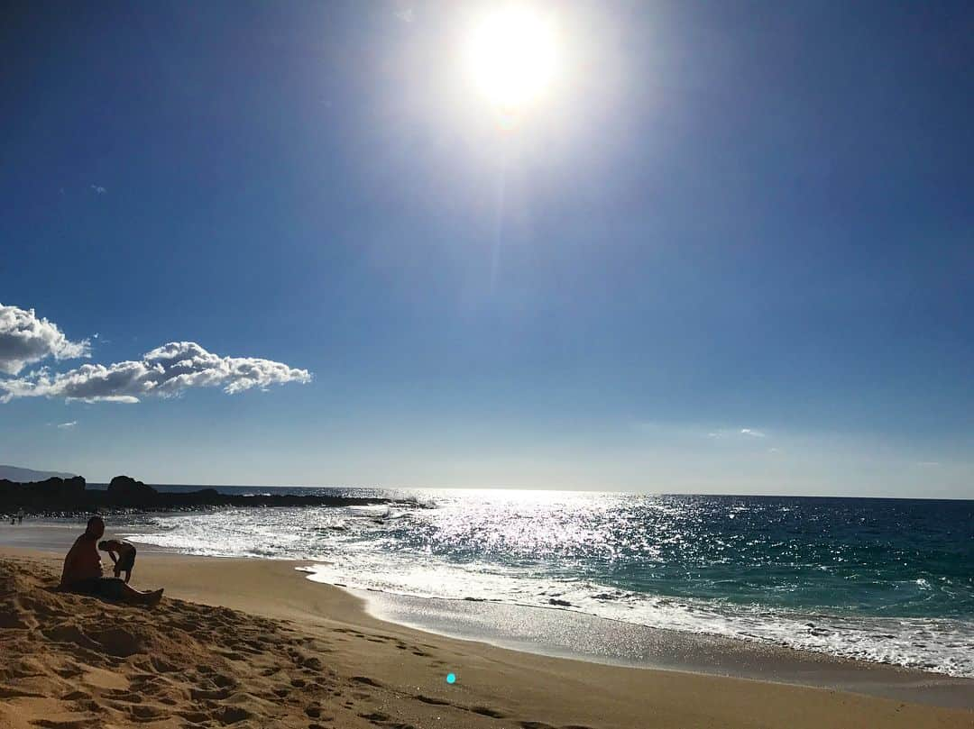 山田孝之さんのインスタグラム写真 - (山田孝之Instagram)「🌈🌲🐕🌊☀️🏨 50FK💋」5月29日 12時49分 - takayukiyamadaphoto