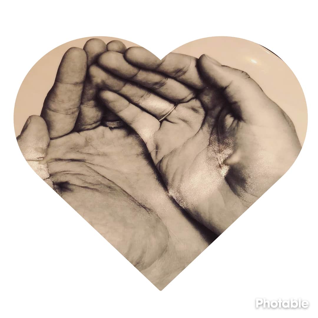 渡邊水希さんのインスタグラム写真 - (渡邊水希Instagram)「↩︎↩︎↩︎↩︎↩︎↩︎↩︎↩︎↩︎↩︎✖10📸 ↑This📸#KEISUKEMATSUSHIMA ownerchef👨‍🍳⭐ 昨日は姉👩‍❤️‍👩と2人で🇲🇨→Niceへ🚗移動～の 夜はみんなで👨‍👨‍👧‍👧合流して世界的有名な#KEISUKEMATSUSHIMA へ😋🍽 🍽もオシャレでお料理が全て繊細で美味し過ぎた☺️🍽 🇫🇷で外国人初の最年少でミシュラン☆ その後10年連続☆を獲得した博多が産んだNiceの👨‍🍳スペシャリスト🍽💛💛💛 🇫🇷でミシュランとか半端ない💛 しかも同じ博多出身で同郷💛 山笠の話で盛り上がってw 昨夜もみんなで楽しすぎた夜でちたん😍💛 皆もNiceに行ったら必ずいった方がいいと思う😋🍽💛 #KEISUKEMATSUSHIMA ご馳走様でした🤲💛 English↓↓↓ I’m blessed to have all of these😭🤲💛 🇫🇷↓↓↓ Je vous remercie de tout mon coeur🥂💛 Le dîner était vraiment délicieux🥂💛 (🇲🇨GPの写真は日本に帰ったらまたゆっくりupするねー🇲🇨🏁🏎🤲) あと何日か🇫🇷を楽しみまーす💛 #keisukematsushima  #🇲🇨🇯🇵 #博多 #🇫🇷🇯🇵 #ちかっぱ #方言 #同郷 #ミシュラン #フレンチレストラン #Nice @ksuke1977 Thx🤲😋💛 #↓👗💞 @chloe」5月29日 15時57分 - mizuki__watanabe