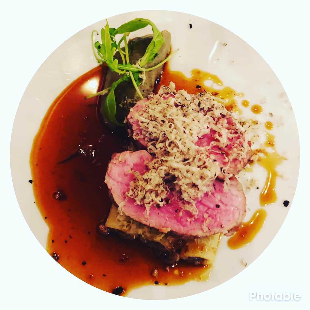 渡邊水希さんのインスタグラム写真 - (渡邊水希Instagram)「↩︎↩︎↩︎↩︎↩︎↩︎↩︎↩︎↩︎↩︎✖10📸 ↑This📸#KEISUKEMATSUSHIMA ownerchef👨‍🍳⭐ 昨日は姉👩‍❤️‍👩と2人で🇲🇨→Niceへ🚗移動～の 夜はみんなで👨‍👨‍👧‍👧合流して世界的有名な#KEISUKEMATSUSHIMA へ😋🍽 🍽もオシャレでお料理が全て繊細で美味し過ぎた☺️🍽 🇫🇷で外国人初の最年少でミシュラン☆ その後10年連続☆を獲得した博多が産んだNiceの👨‍🍳スペシャリスト🍽💛💛💛 🇫🇷でミシュランとか半端ない💛 しかも同じ博多出身で同郷💛 山笠の話で盛り上がってw 昨夜もみんなで楽しすぎた夜でちたん😍💛 皆もNiceに行ったら必ずいった方がいいと思う😋🍽💛 #KEISUKEMATSUSHIMA ご馳走様でした🤲💛 English↓↓↓ I’m blessed to have all of these😭🤲💛 🇫🇷↓↓↓ Je vous remercie de tout mon coeur🥂💛 Le dîner était vraiment délicieux🥂💛 (🇲🇨GPの写真は日本に帰ったらまたゆっくりupするねー🇲🇨🏁🏎🤲) あと何日か🇫🇷を楽しみまーす💛 #keisukematsushima  #🇲🇨🇯🇵 #博多 #🇫🇷🇯🇵 #ちかっぱ #方言 #同郷 #ミシュラン #フレンチレストラン #Nice @ksuke1977 Thx🤲😋💛 #↓👗💞 @chloe」5月29日 15時57分 - mizuki__watanabe
