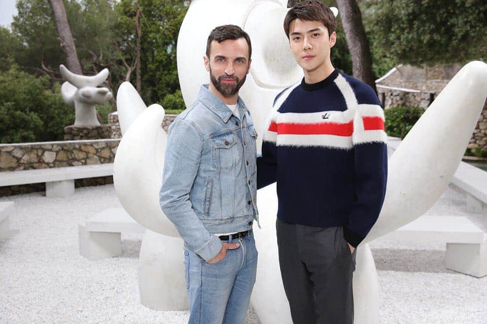 セフン さんのインスタグラム写真 - (セフン Instagram)「@nicolasghesquiere #louisvuitton」5月29日 21時14分 - oohsehun