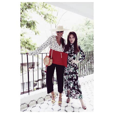 アペルライのインスタグラム：「Fabulous @edaataspinar with @alessandralanvin wearing our SS18 Caye shoes during our Istanbul event thanks @labrandpr @caroland_official」