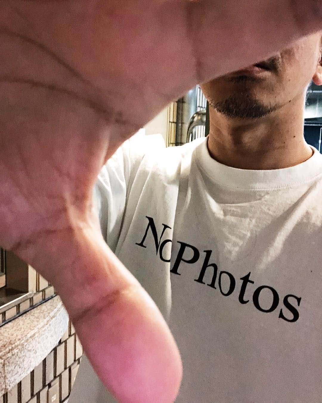石川涼のインスタグラム：「原宿で更にもう1棟借りた。路面店進出から1年で原宿に5店舗目。結果が全て。全開でやるぞ！  週末は#FR2used で久しぶりに福岡行くー。  #nophotos#fr2#fxxkingrabbits」
