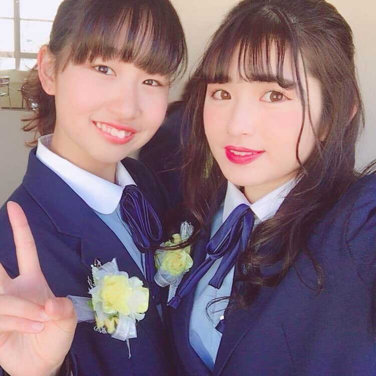 青木菜花さんのインスタグラム写真 - (青木菜花Instagram)「. . 高校生に戻りたーい😖 JKって無敵だよね制服着てるだけで可愛いよね制服着たい、、、笑  もう卒業してから3ヶ月たつなんて、、 あ、そういえばインスタに卒業式の写真1枚も載せてなかったかも？笑 . . #卒業式 #制服 #jk #love #instalike #l4l #followme」5月30日 19時12分 - nanoka_0711