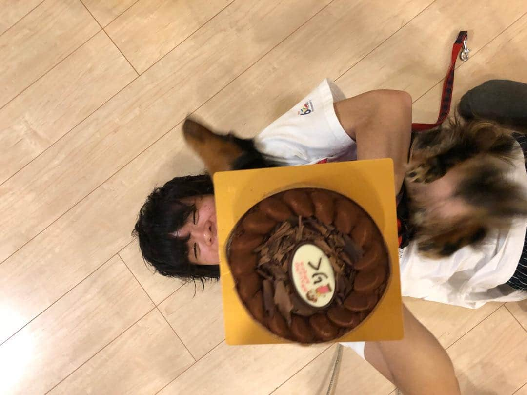 すしらーめん《りく》さんのインスタグラム写真 - (すしらーめん《りく》Instagram)「今日誕生日祝ってくれた沢山の方々ありがとうございます！！ おかげさまで最高の誕生日でしたー！  #happybirthday  #youtuber」5月30日 22時29分 - sushi_riku