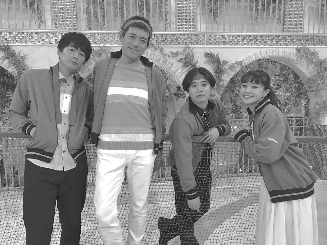 あさイチさんのインスタグラム写真 あさイチinstagram ふくろう会のあの写真を再現 出演者は半分本物 半分青い 朝ドラ ふくろう 会 Nhk Hanbunaoi ジャージはドラマで使った本物 写真破らないでね 再現 やってみた 菜生 奈緒 さん ブッチャー 矢本悠馬