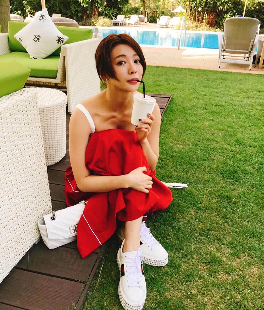 濱野りれさんのインスタグラム写真 - (濱野りれInstagram)「CAST MY MIND #macau#macao#fourseasons#pool#china#guccigang#bb#ootd#fashon#fashionstyle#trip#instagood#instafashion#vacation」6月14日 13時54分 - riregram