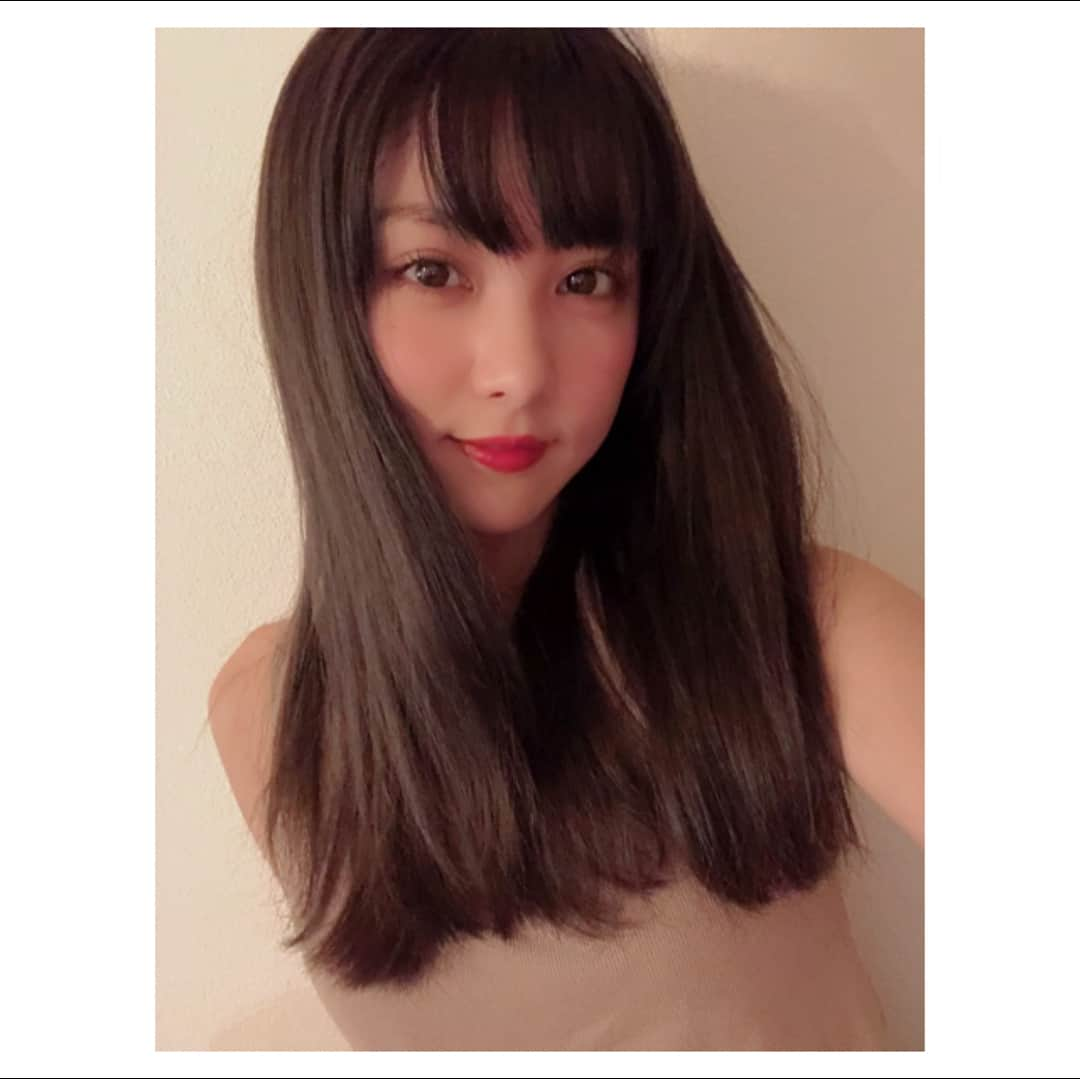 石川恋さんのインスタグラム写真 - (石川恋Instagram)「#ROI でカラー＆トリートメント💇今回はいつもより暗めに。傷んでいた部分もカットしてもらってつるさら💓野口さんいつもありがとうございます🙏✨ そして今日はお知らせが一つ！TGC富山、TGC北九州に続き、9月1日(土)さいたまスーパーアリーナで行われるTGC 2018A/Wへの出演が決まりました🌈これからのコレクションがとても楽しみ！ぜひ遊びに来てください😝💜#TGC #東京ガールズコレクション #TGC2018AW #さいたまスーパーアリーナ」5月31日 22時41分 - ren_ishikawa