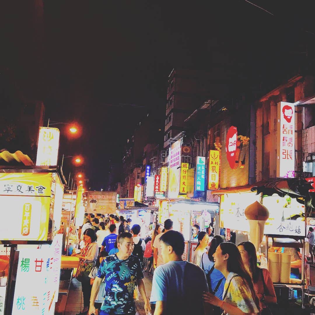 安達祐実さんのインスタグラム写真 - (安達祐実Instagram)「💛💙💛 #寧夏夜市」6月1日 10時49分 - _yumi_adachi