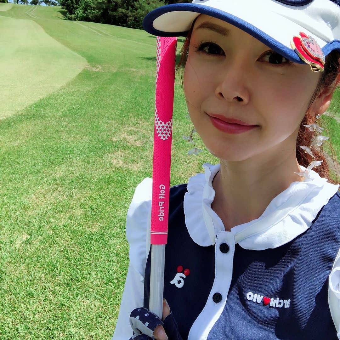 宮崎宣子さんのインスタグラム写真 - (宮崎宣子Instagram)「今日は日差しが強かったけど、 スカートがメッシュ素材で、すごく涼しかったです🤗 日焼け対策バッチリ👍  #golfwear #archivio #japanesegirl #golflovers #golfgirl #ゴルフ好き #ゴルフウェア #通気性抜群 #快適な着心地 #宮﨑宣子」6月1日 22時40分 - miyazaki_nobuko