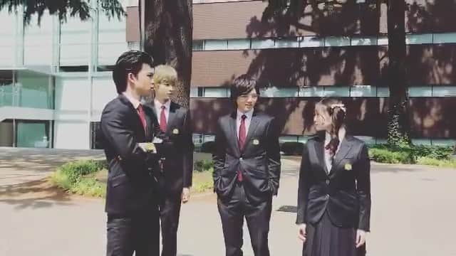 TBS「花のち晴れ〜花男 Next Season〜」のインスタグラム：「休み時間、遭遇しちゃった…！ #音グラム #花晴れ」