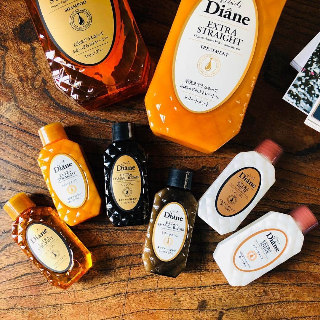 モイストダイアンのインスタグラム：「Happy birthday Baby!  Little Diane😘 トラベル用にもどうぞ。 #moistdiane #モイストダイアン #PERFECTBEAUTY #パーフェクトビューティー #ダメージ補修 #シャンプー #shampoo #アルガンオイル #arganoil #オーガニック #organic #カワイイ #キレイ #beauty #beautiful #cute #cool #naturalbeauty #新発売 #新商品 #ヘアケア #haircare #トラベル #instagood #ネイチャーラボ #naturelab」