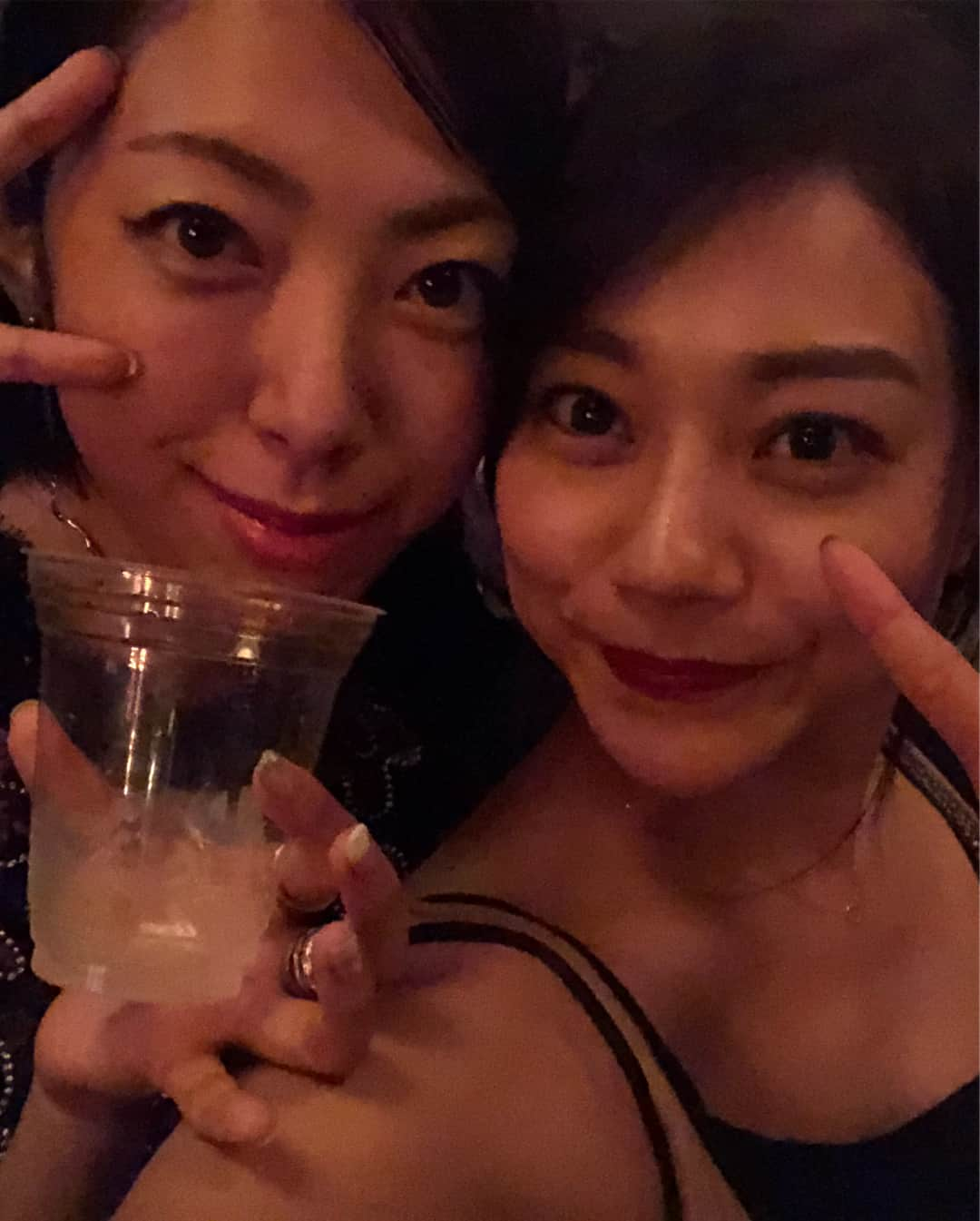 指出瑞貴さんのインスタグラム写真 - (指出瑞貴Instagram)「ステキな先輩に、久々会えた人に、はあ〜嬉しい再会でした💕 明日からもがんばるよー！ 9th #anniversary #party 🎉 #rebirthproject  #リバースプロジェクト  #伊勢谷友介 さん #岩崎拓馬 たくま #ラーメン女子博 さとこさん♡ #instagram #instagood #followme #謝謝 #셀카 #셀스타그램 #selfie #selca #사시데미즈키」6月1日 23時45分 - sashidemizuki