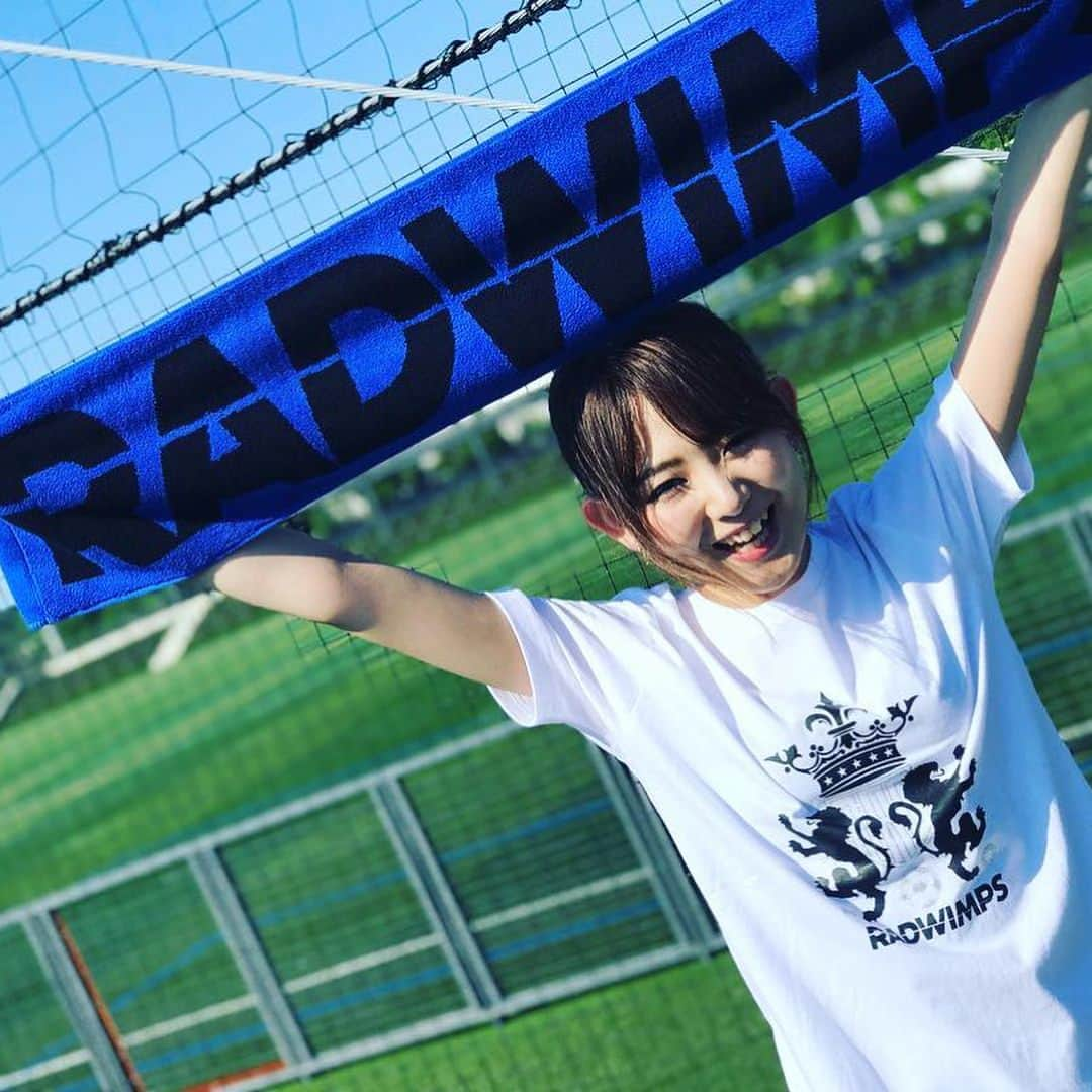 RADWIMPSさんのインスタグラム写真 - (RADWIMPSInstagram)「Road to Catharsis Tour 2018、初日の三重公演終了！ 皆さまありがとうございました！  Photo by @rarara_panda, @hkr_nknk25, @k0u_t, @marico617, @sakutatata, @plainsflower, @__ym23, @daichi313313, @shota_t0da, @yumiterasawa  次は名古屋公演！ こちらのハッシュタグ↓ #RM_PHOTO_tour2018  を付けて投稿お待ちしてます^^ #RADWIMPS #三重 #次は名古屋 #投稿お待ちしてます」6月2日 16時43分 - radwimps_jp