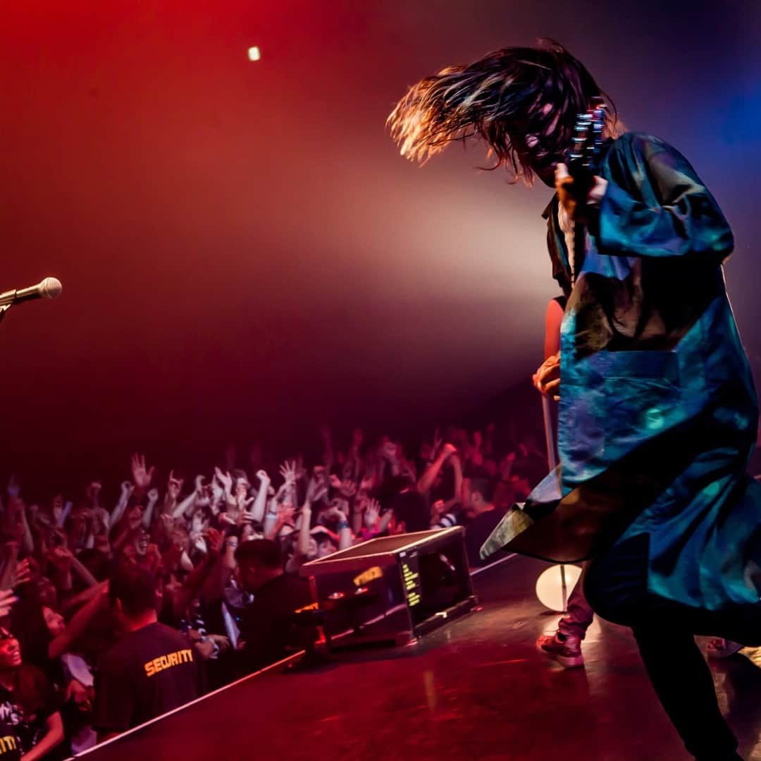 MY FIRST STORYさんのインスタグラム写真 - (MY FIRST STORYInstagram)「Thank You! INTACT RECORDS TOUR 2018!  Next....6/6 BIGCAT OSAKA,6/7 DIAMOND HALL NAGOYA  Photo by Takashi Konuma #myfirststory #マイファス #INTACTTOUR2018」6月2日 9時00分 - myfirststoryofficial