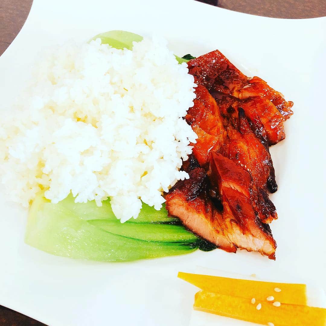 柳下毅一郎のインスタグラム：「蜜汁叉焼飯」