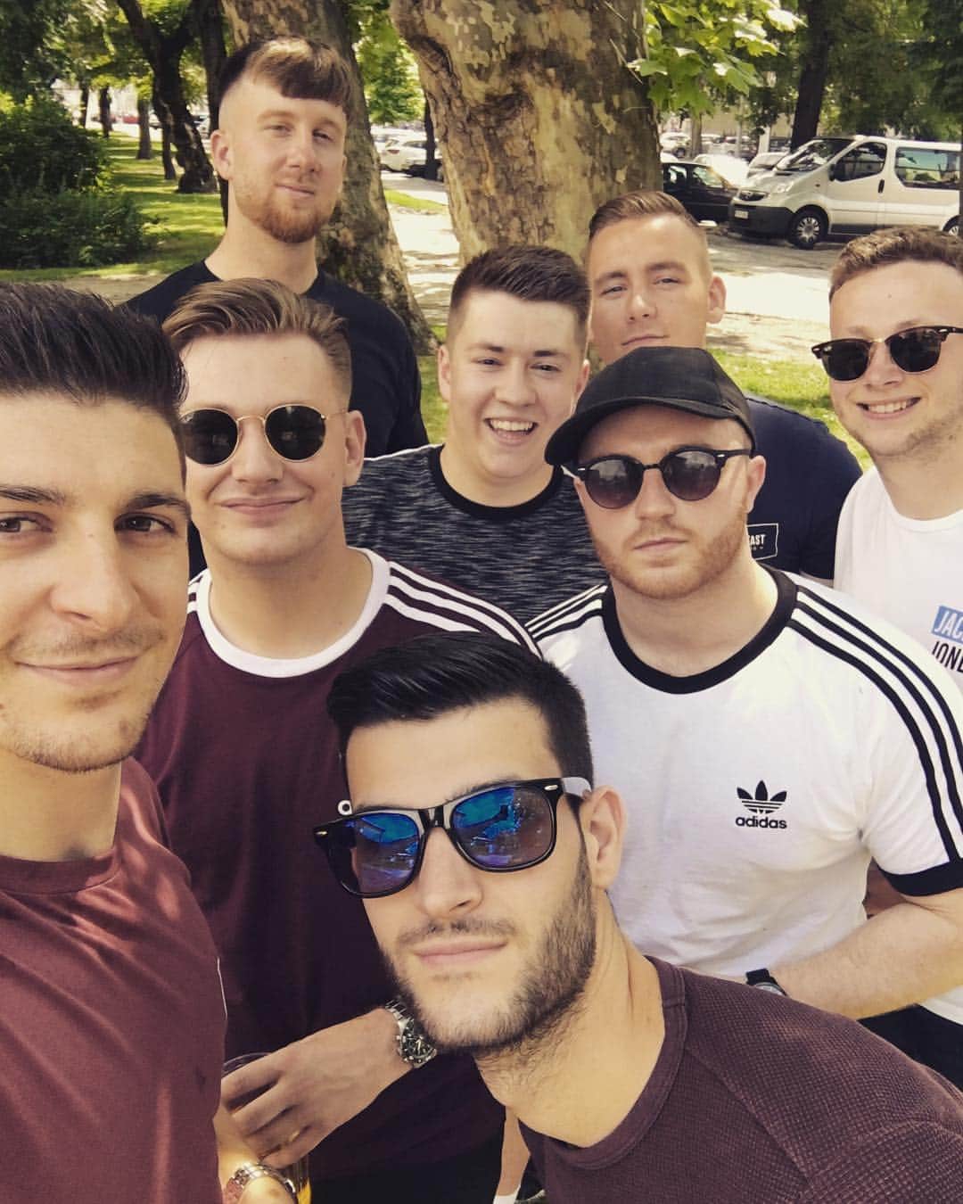 のインスタグラム：「😎🇭🇺」