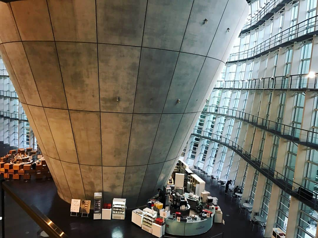 シン・セギョンさんのインスタグラム写真 - (シン・セギョンInstagram)「#国立新美術館 #21_21designsight」6月2日 19時43分 - sjkuksee