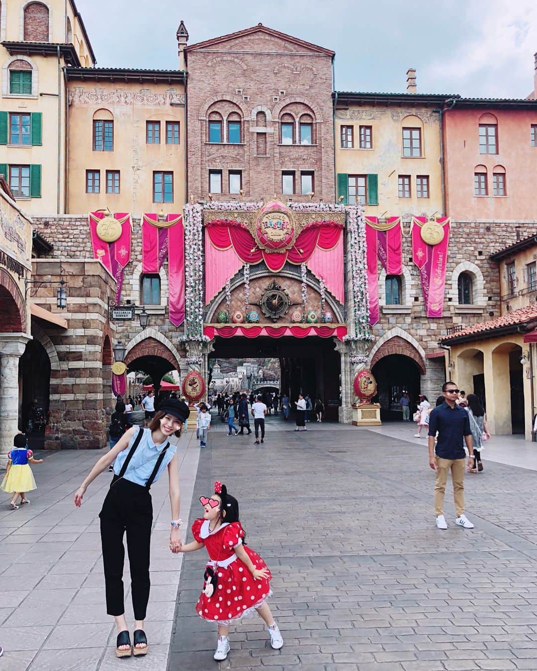 三輪麻未さんのインスタグラム写真 - (三輪麻未Instagram)「Tokyo Disney sea👸❤️ #少し早い夏休み#日本満喫#ディズニーシー#ディズニーランド#どっちも行く」6月2日 20時11分 - asami_miwa