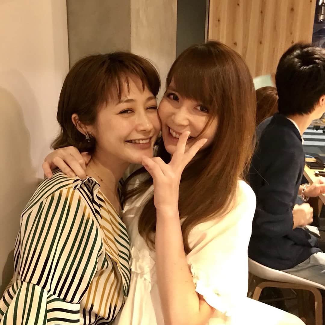 ラリソン彩華さんのインスタグラム写真 - (ラリソン彩華Instagram)「【1988koryoriya@中目黒】 一周年本当に#おめでとう ♡ 可愛い可愛いエリとなっちゃんが二人で営む現代版#小料理屋 💕最高❣️大好き❣️ この中の4人が#品女#出身#濃いめ#メンバー#食べ歩き#飲み歩き#東京グルメ#ディナー#和食#tokyoeats#restaurant#飲酒ダグラム#美人女将#美味しい#オススメ#みんな来てね」6月2日 21時01分 - ayakalarrison