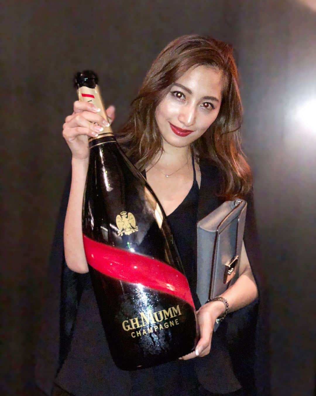 雨宮みずきさんのインスタグラム写真 - (雨宮みずきInstagram)「． champagne🍾 #mumm #ghmumm  の#RSRV 発売記念こ partyに呼んでいただきました^ ^ 美味しいシャンパンを たくさんいただいちゃいました♡♡ ． 美味しからハイペースで 飲んでたらほろ酔い☺️💗 普段と少しちがったMIZUKI💋 ． #マム必勝 #champagnemumm #champagnerose #maisonmumm #メゾンマム #マムグランコルドン #brut #cordon #champagne #grandhyatt #grandhyatttokyo #Frenchkitchen #グランドハイアット #フレンチキッチン #patty #privateparty #maduro #wine」6月2日 21時31分 - ammymzk0926