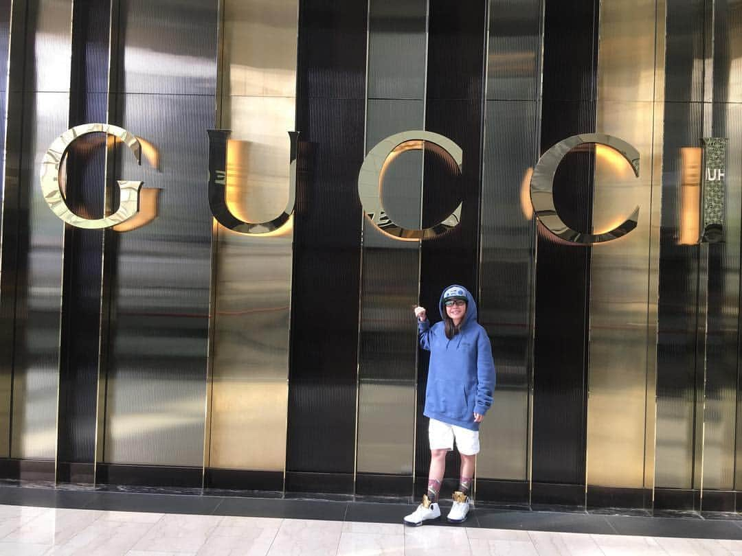 エイコンのインスタグラム：「Got my own drip💧 #BallerAlert #SwagChamp #Gucci #Jumpman #JsOnMyFeet #TheNotoriousBIG #OrlandoMagic #Stussy」